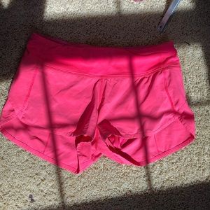 lululemon pink speed up shorts
